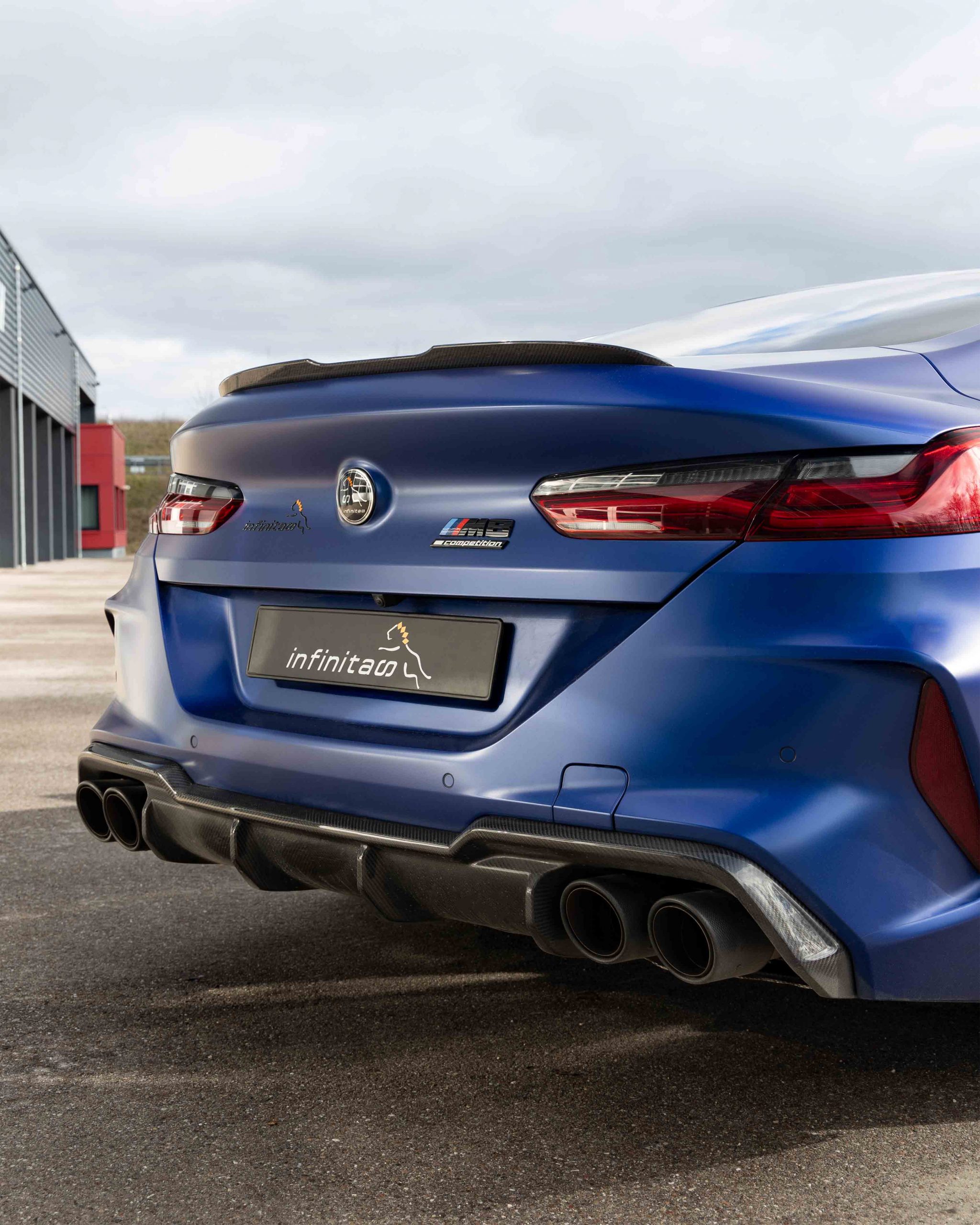 infinitas SP1000 BMW M8 F92 Heckansicht